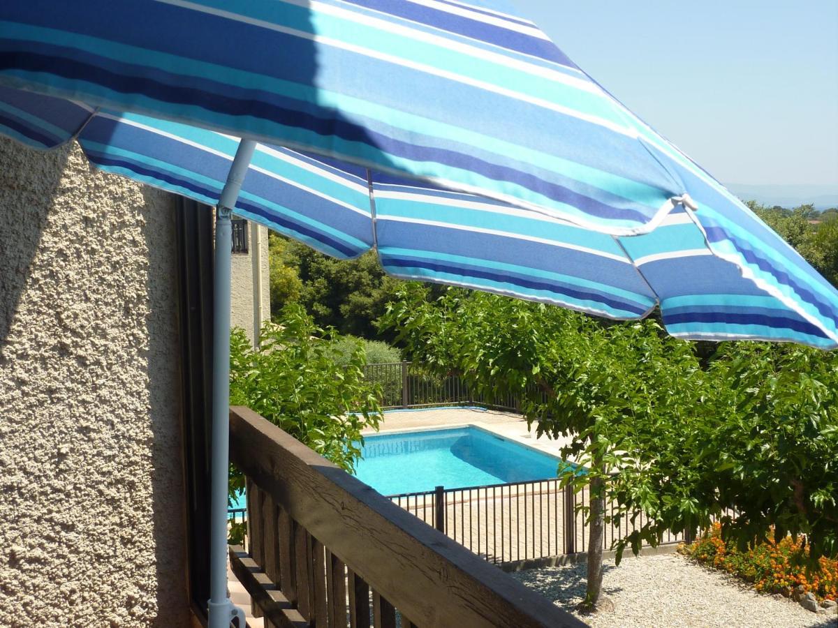 Grand Studio Avec Piscine Presqu'Ile De Giens Hyères Exteriör bild